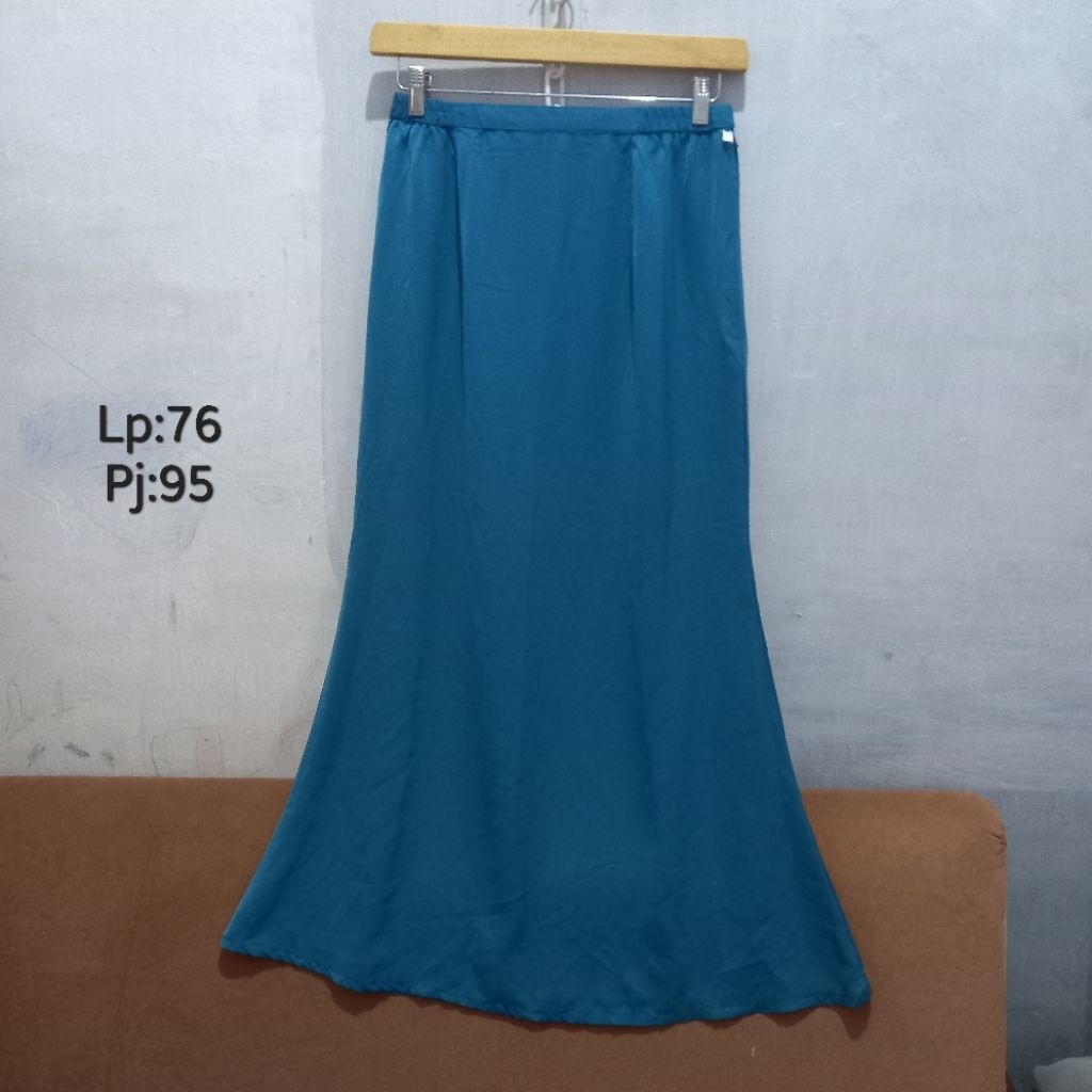 ROK LP:76 PJ:95 KATUN SEMI SILK ZIP SAMPING