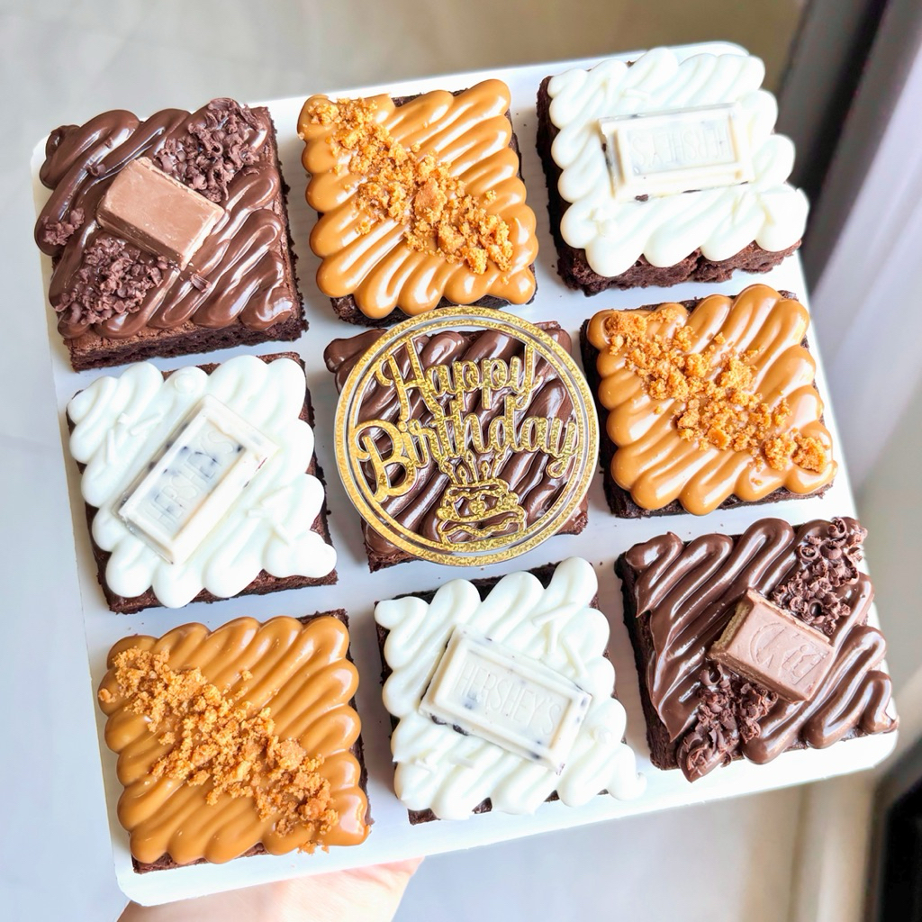 

KukasiCookies | Fudgy Brownies 9 + 1 Bites Series | Birthday/Graduation/Celebration/Ulang Tahun/Hadiah/Gift