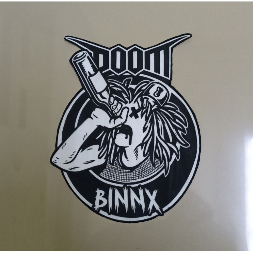 BACKPATCH EMBLEM BAND PUNK SESUAI BENTUK PATCH