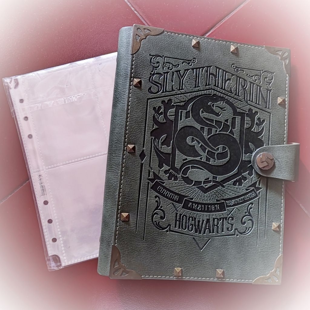 

Binder A5 Harry Potter Slytherin 6 ring Preloved