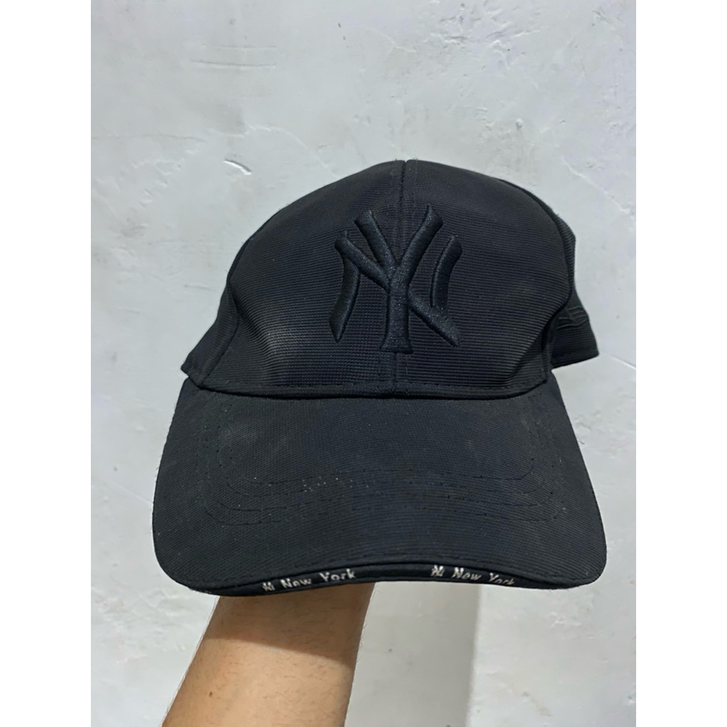 topi ny full black jual aja