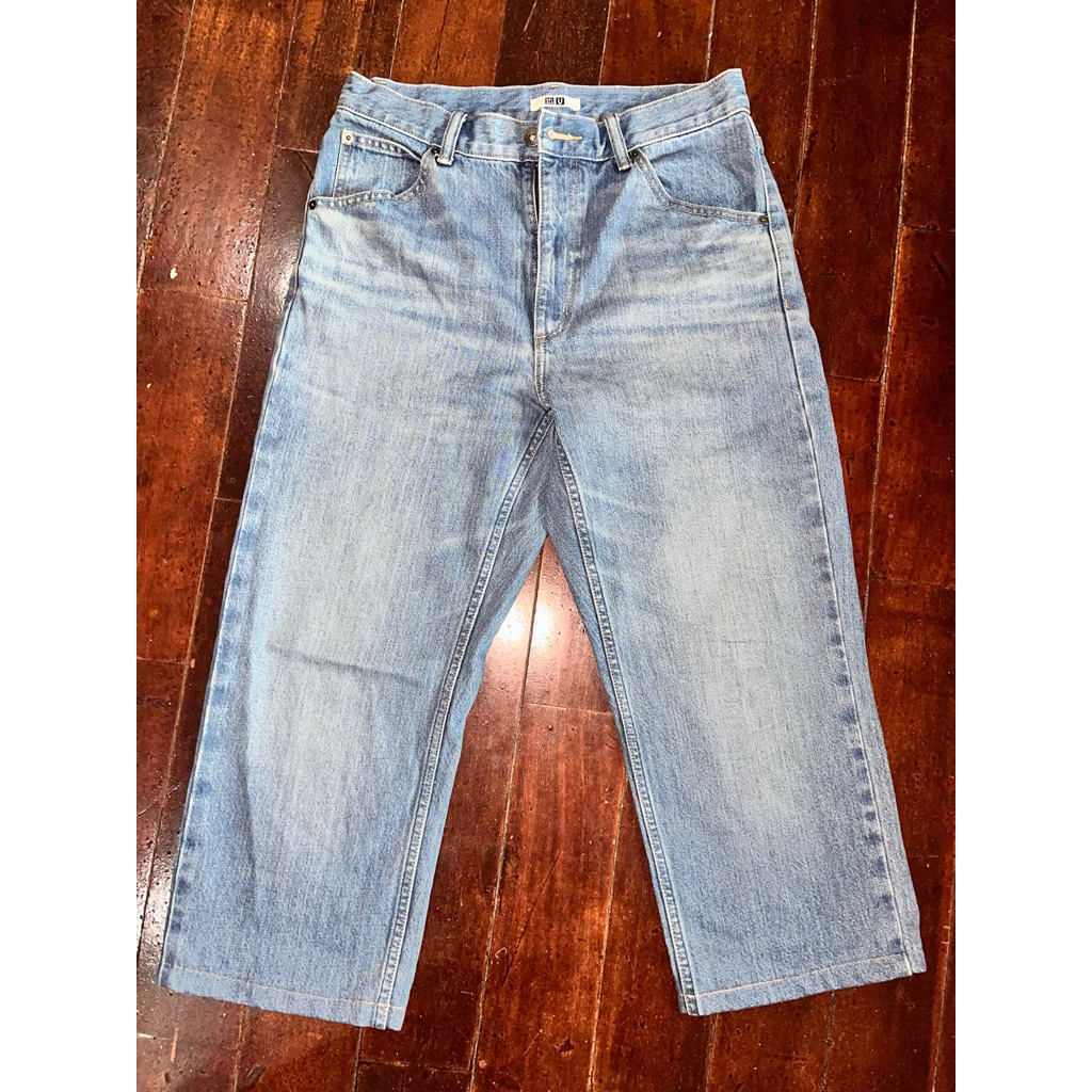 celana jeans Uniqlo wanita