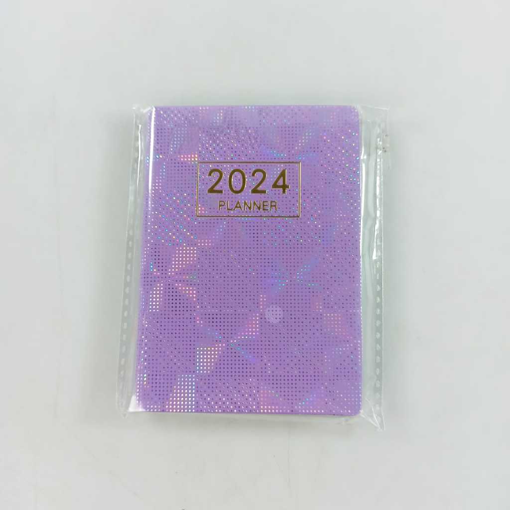 

Buku catatan Planner Kupu-Kupu untuk 2024