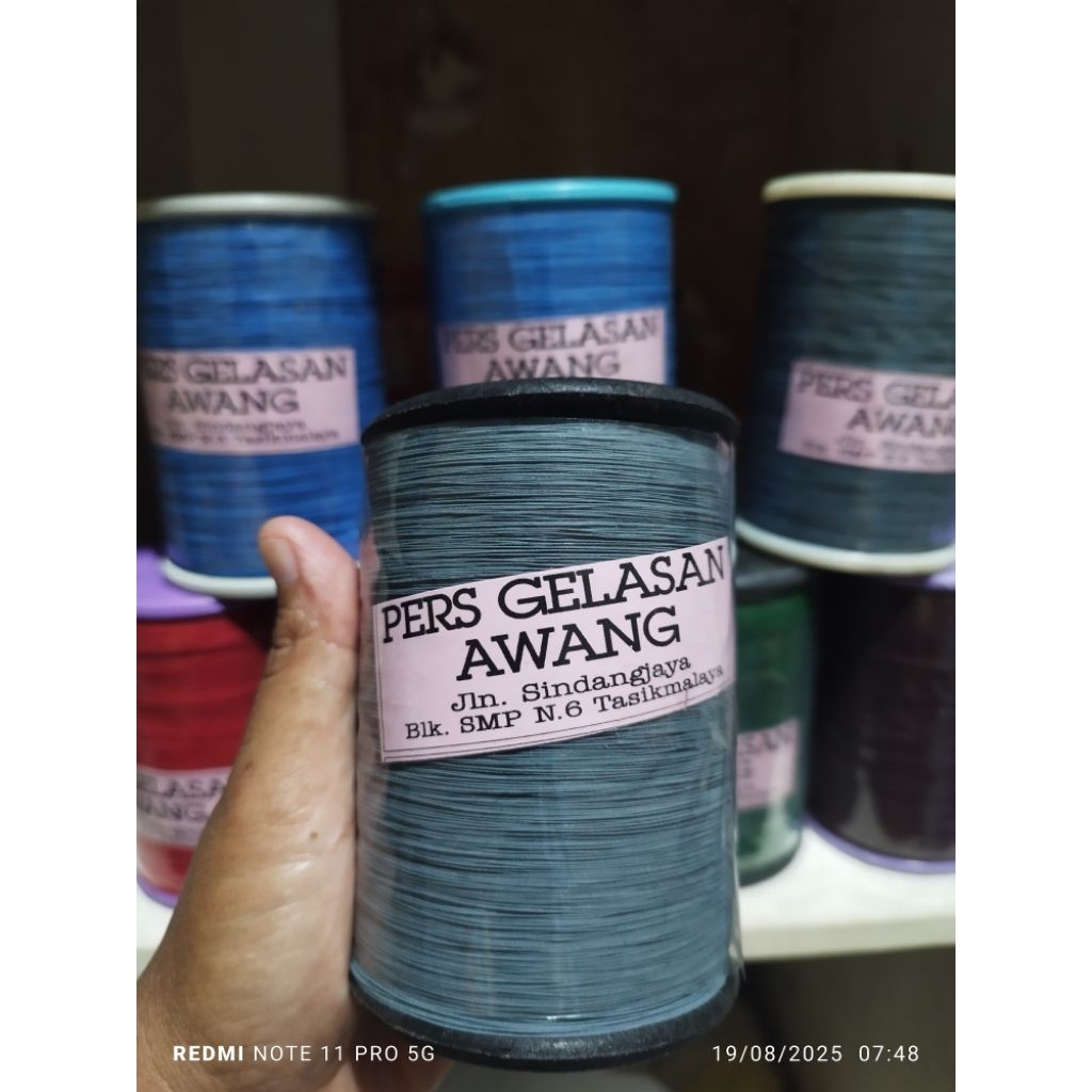 Gelasan layangan 6000 yard