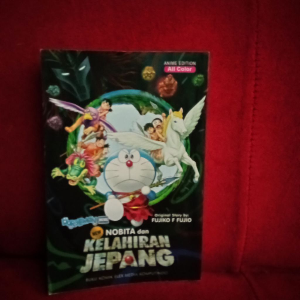 Komik Doraemon Movie Nobita dan kelahiran jepang