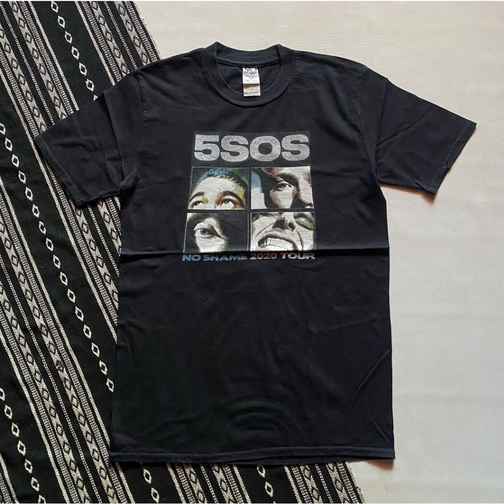 Preloved Bakulan Secondbrand Kaos Gildan