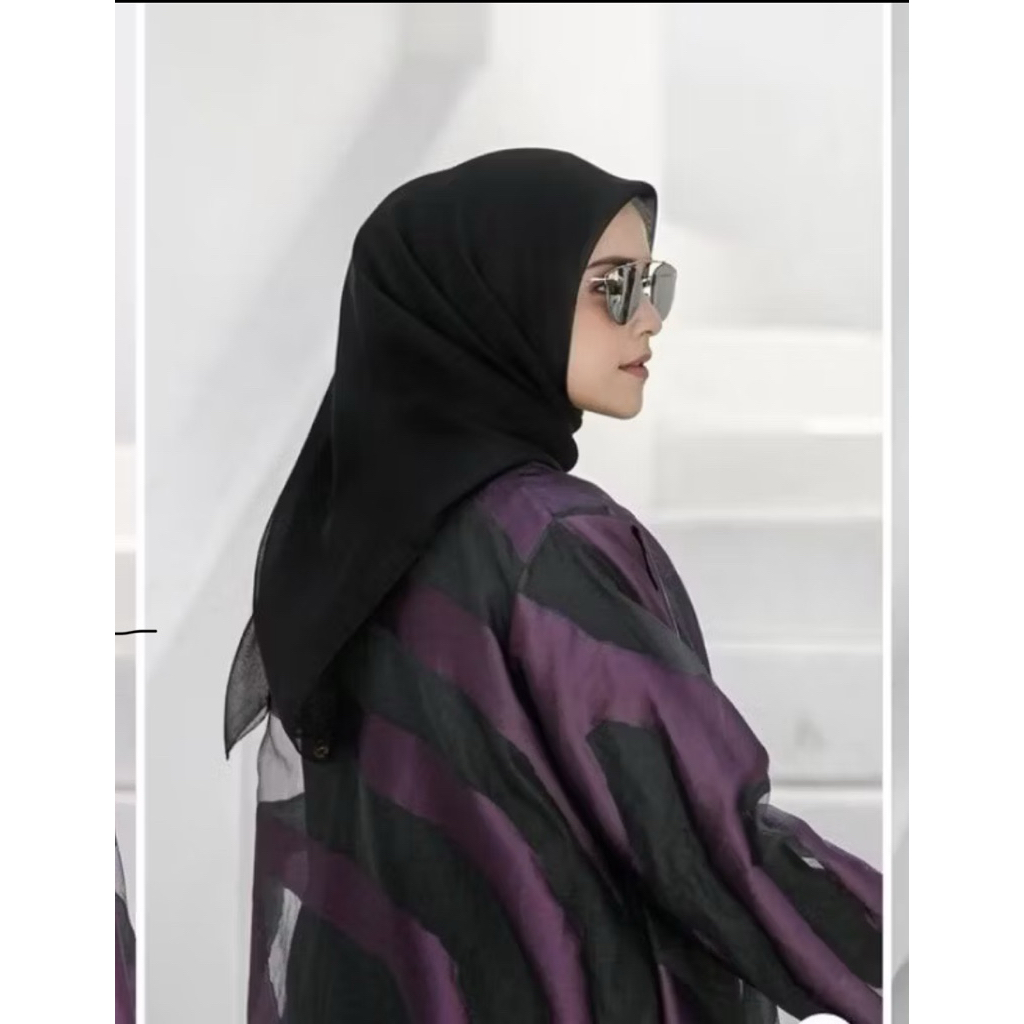 BUTTONSCARVES - EVERYDAY SCARF BLACK