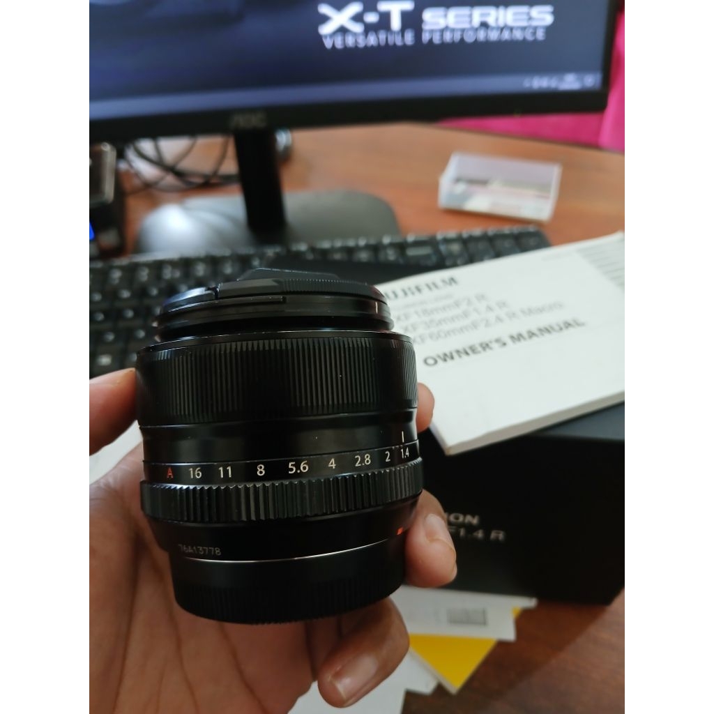 Lensa Fujifilm Fujinon XF 35mm f 1.4 R bekas