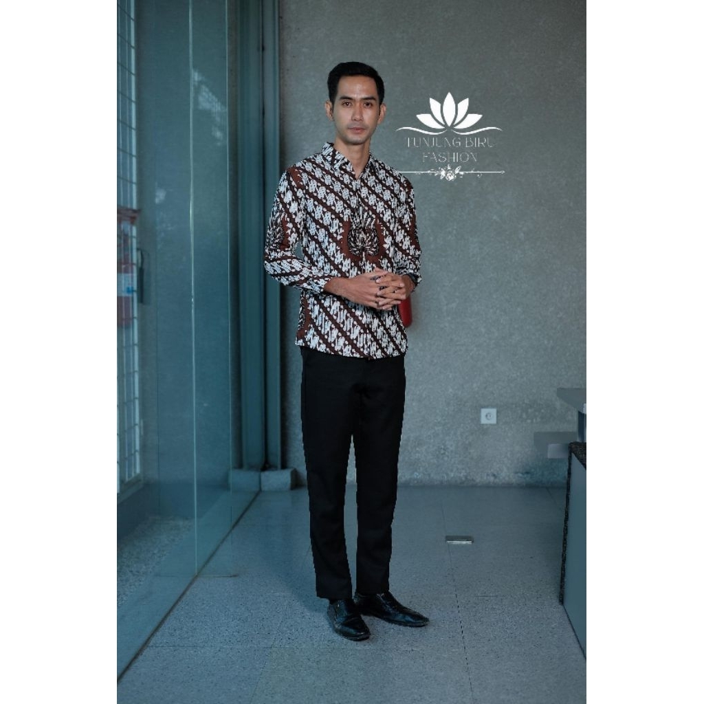 kemeja batik slim fit motif luhung sogan yogyakarta