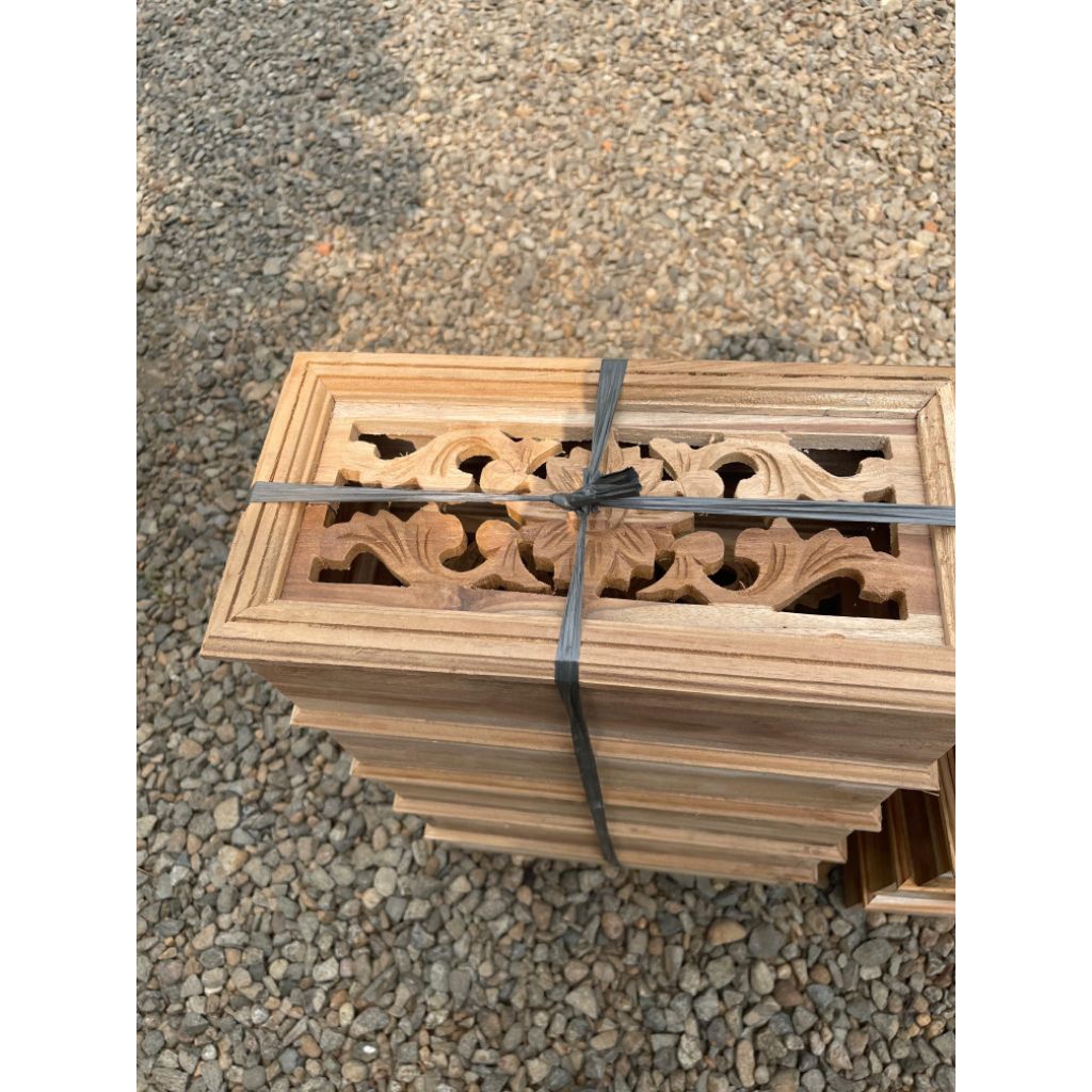 Oliver Syahdu Loster Kayu Jati Angin Angin Ukiran Rumah Minimalis