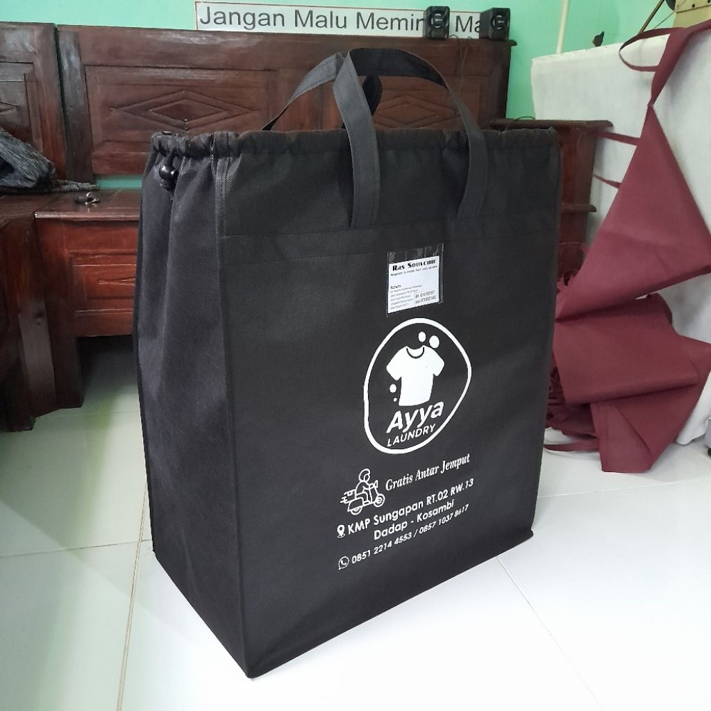 Minimal order 25pcs Tas Laundry Serut kapasitas 10kg GRATIS SABLON