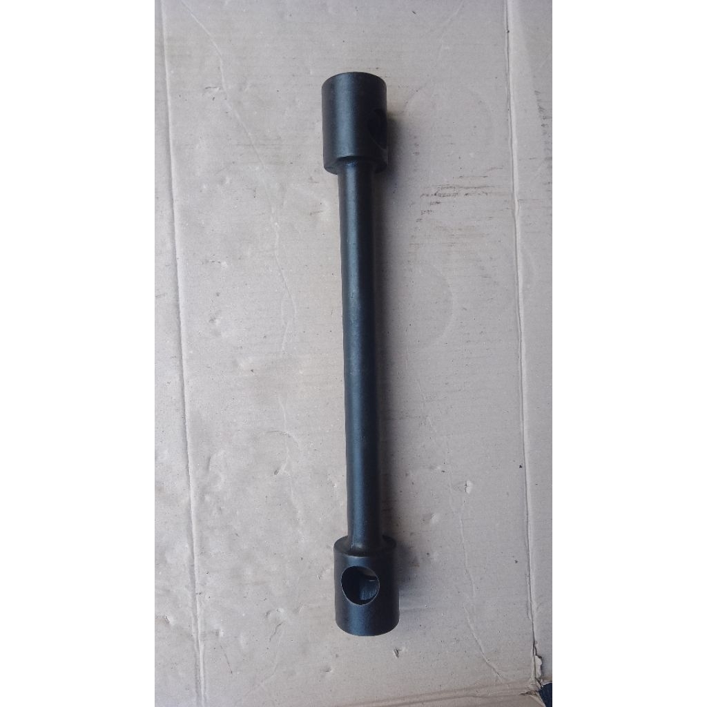 kunci roda mobil truk ukuran 32-30 original