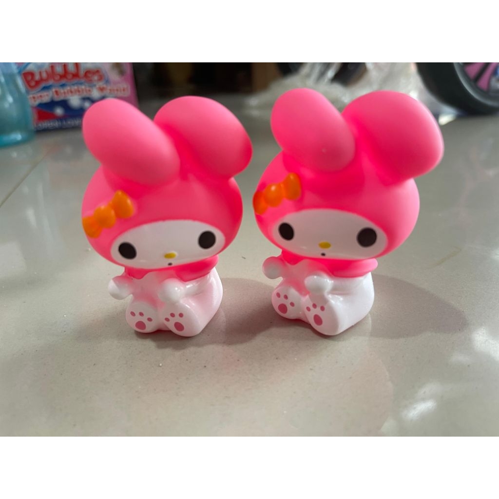 

Hiasan kue ulang tahun