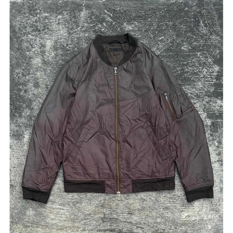 jaket bomber uniqlo