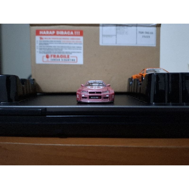 Mini GT R34 Kaido Pink Racing V1 (Unsealed)