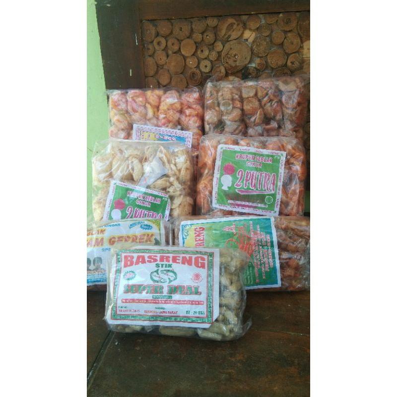 

aneka kripik dan krupuk