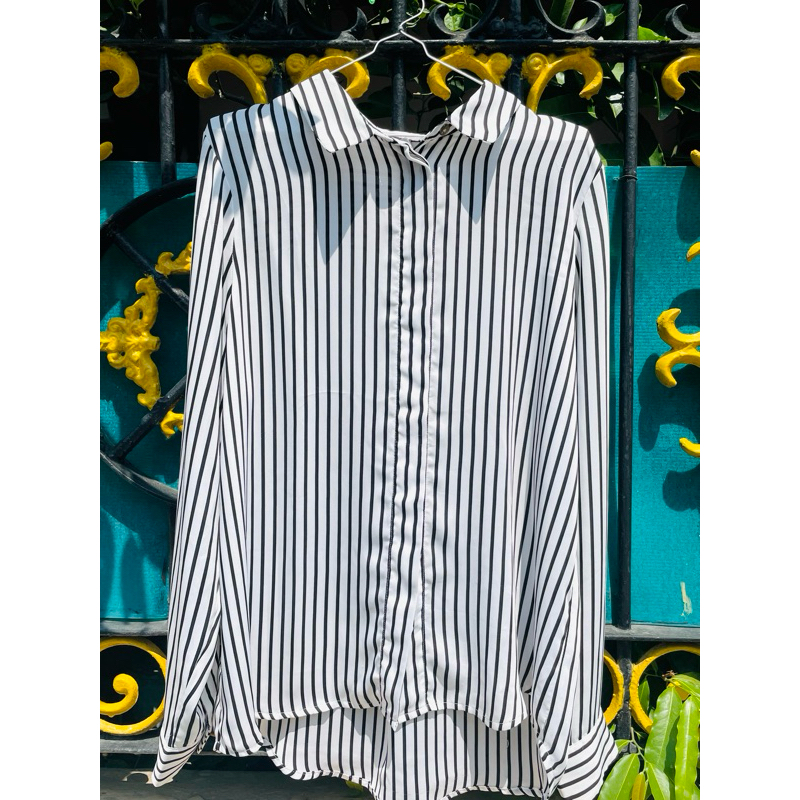 Kemeja H&M garis garis