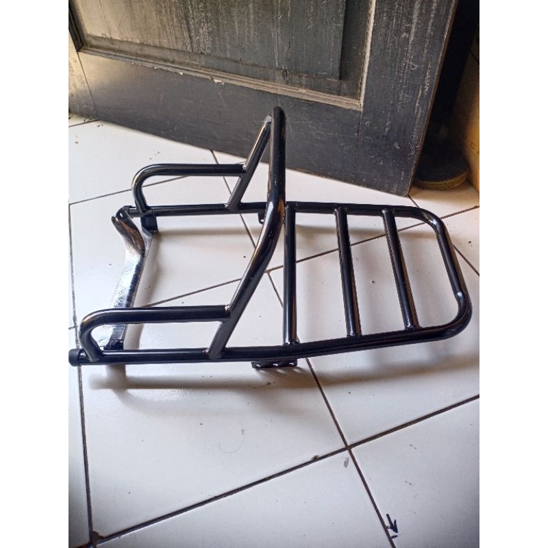 Backrak vespa model gabril