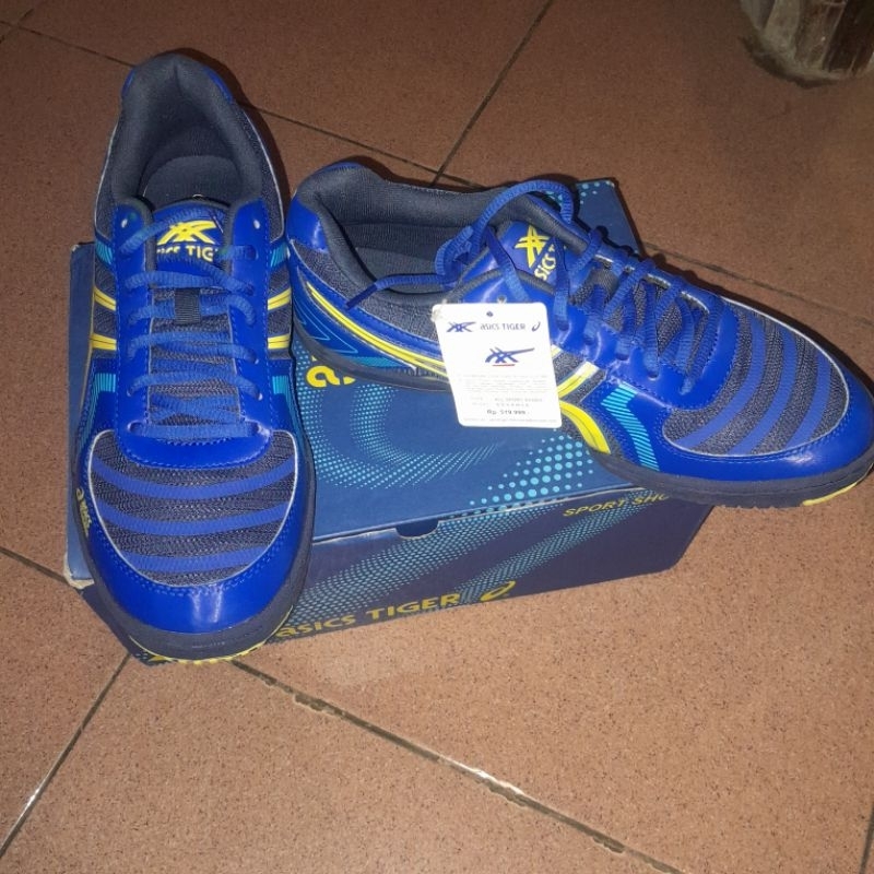 Sepatu Asics Tiger Advice Size 44/27.5