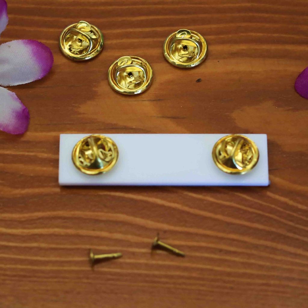 

Dudukan Name Tag Paku Bunga atau Paku Kupu Kupu