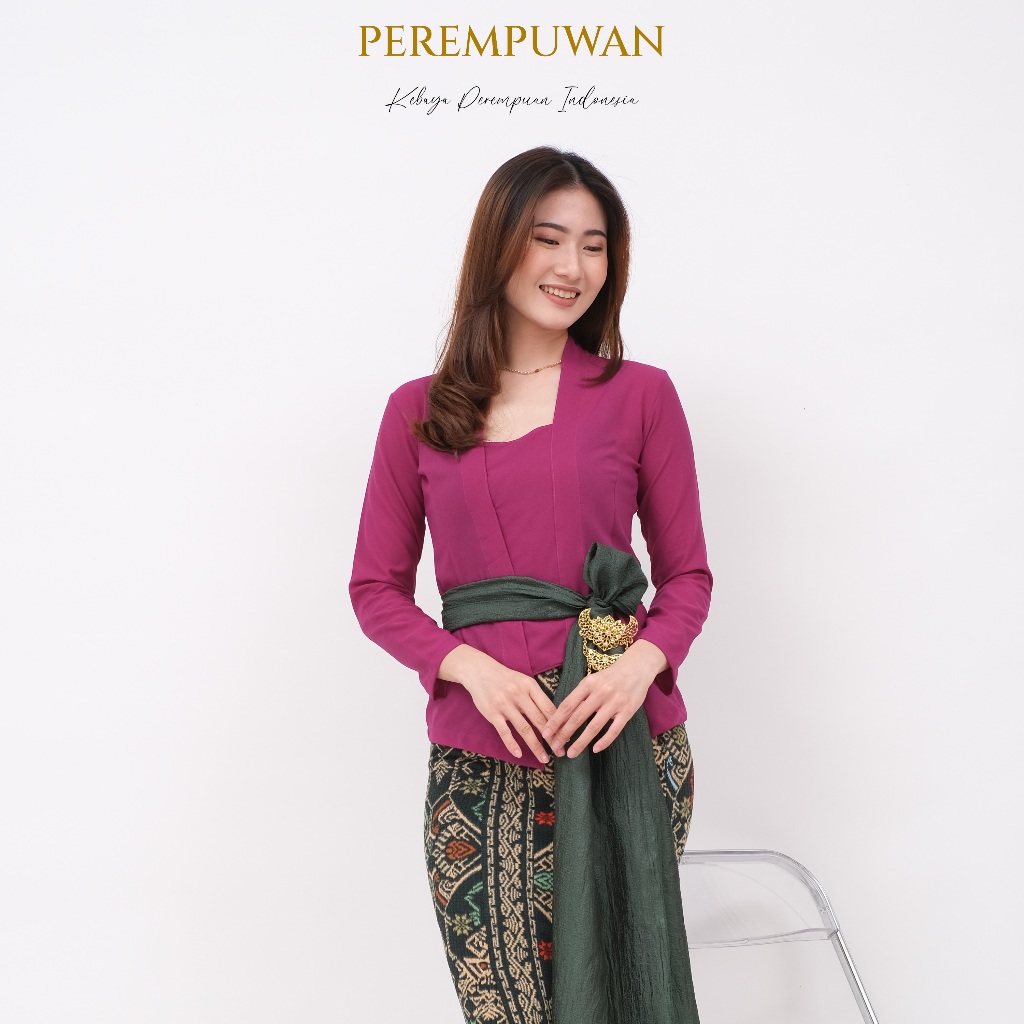 SAMAYA - Setelan Kebaya Bali Kutu baru Set Chiffon Prada Hitam Putih Lengan Panjang | Kebaya Bali Ka