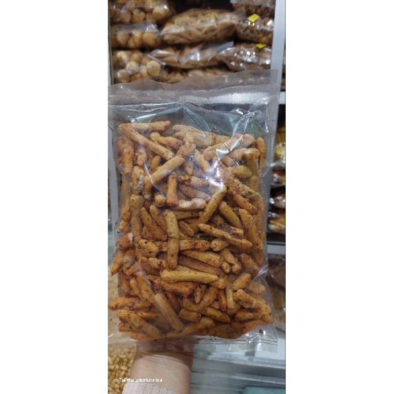 

basreng(bakso goreng)pedas jeruk purut