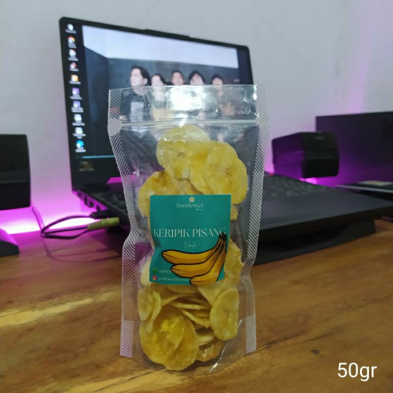 

KERIPIK PISANG LUMER (VANILA) 50GR