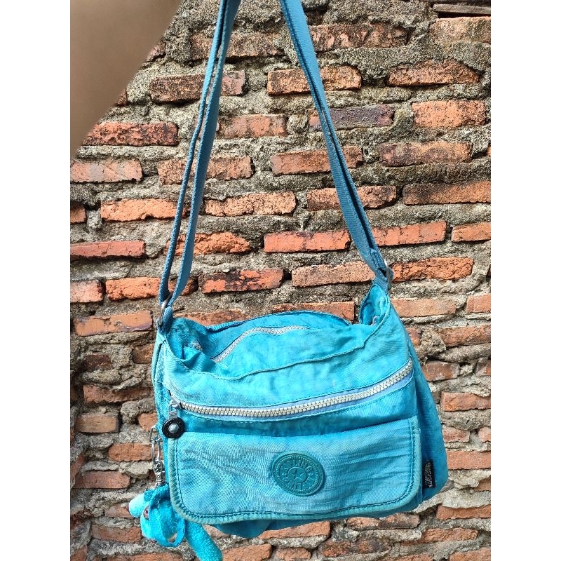 Preloved Tas selempang wanita KIPLING