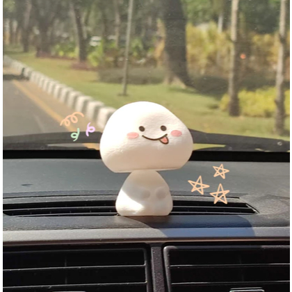 Pajangan Pentol Quby Dashboard Mobil Hiasan Meja | Action Figure Kepala Goyang Bobble Head - Tipsie
