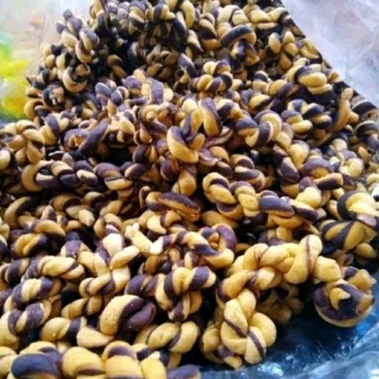 

Tambang Untir/Kue Tambang 1 Bal Berat 1,5 Kg