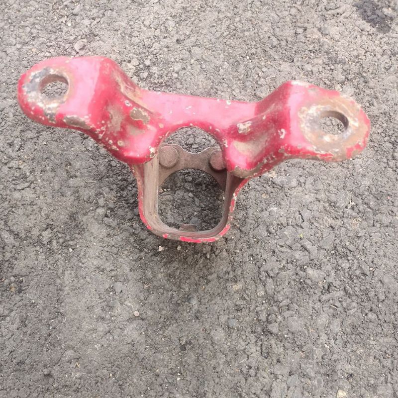 bracket dudukan stang Yamaha v 75 bekas original