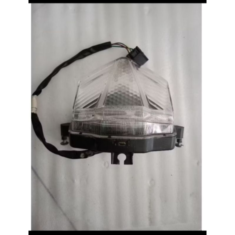 stoplamp lampu rem belakang copotan CBR 150R FACELIFT