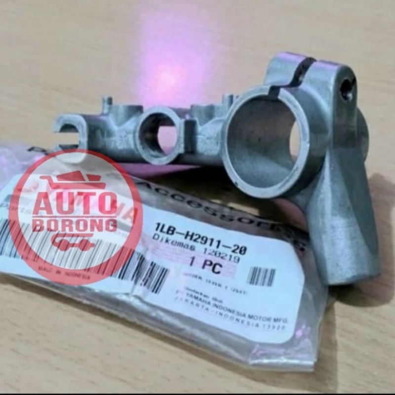 1LB H2911 20 Dudukan Spion Kiri Mio J Xeon Soul GT 125 Fino Freego Yamaha Original Genuine Part