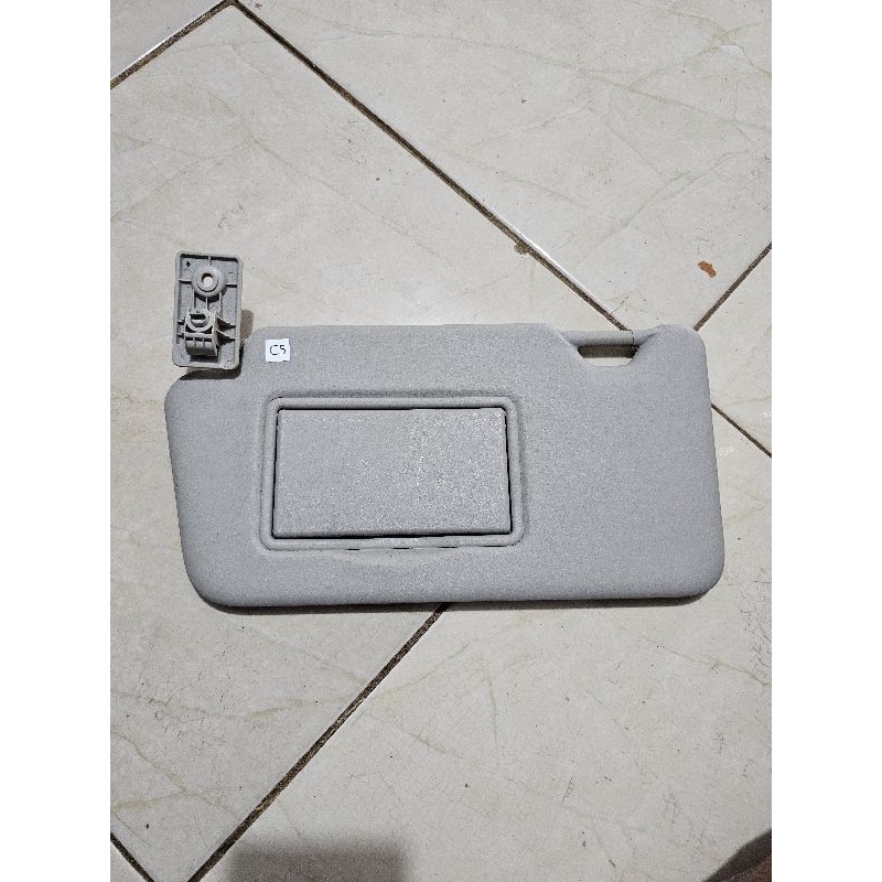 sunvisor pelindung matahari nissan march datsun go kiri