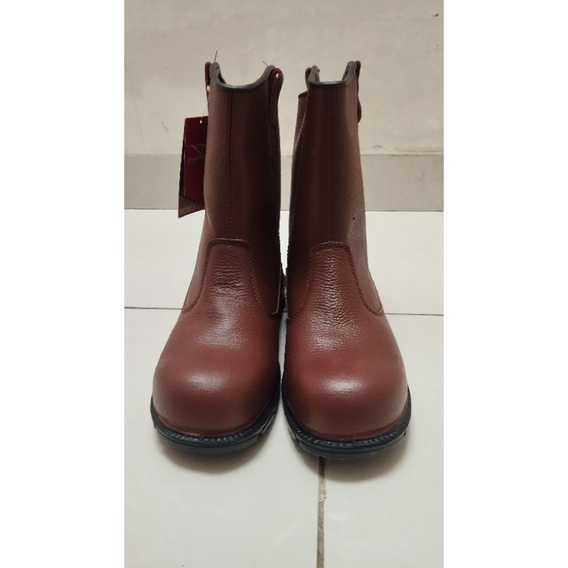 sepatu safety cheetah ukuran 42