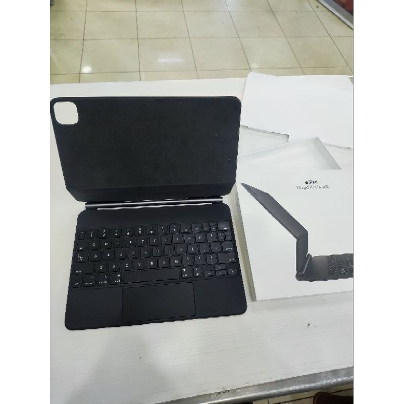 Apple Magic Keyboard iPad Pro 2020 / M1 / M2 11 inch Second Original