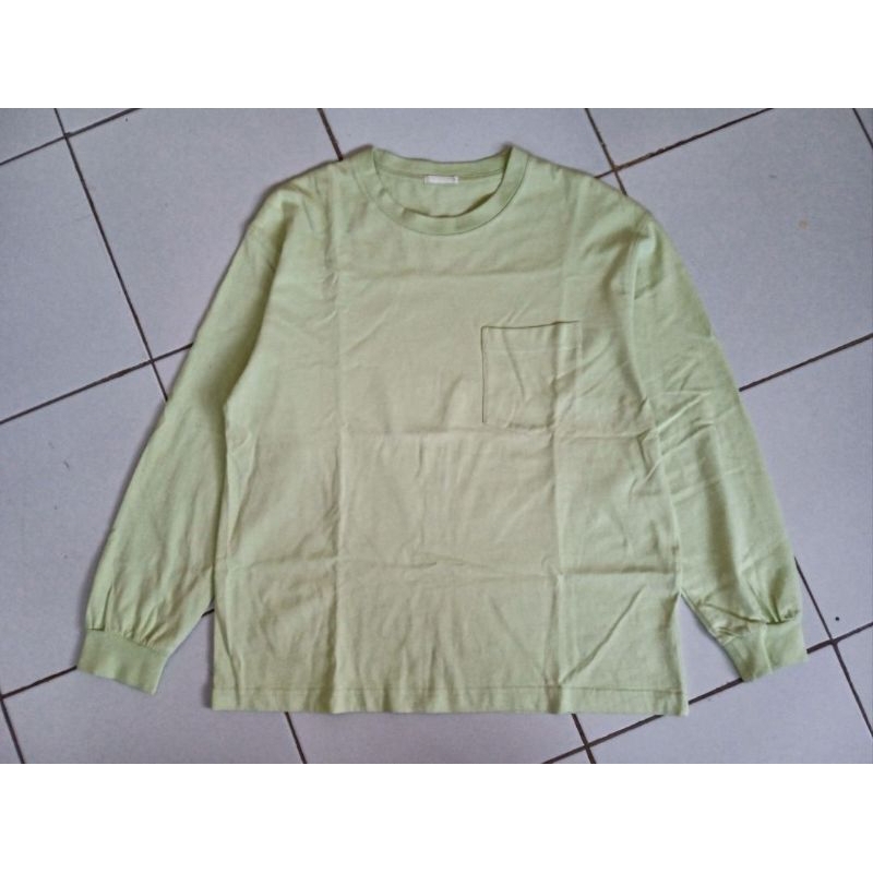 GU Uniqlo Longsleeve Pocket Lime Green