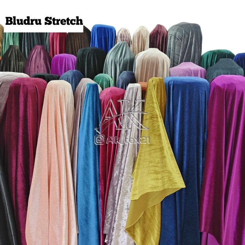 KAIN BLUDRU STRETCH PREMIUM/ BAHAN BLUDRU VELVET ( HARGA PER 1/2 METER )