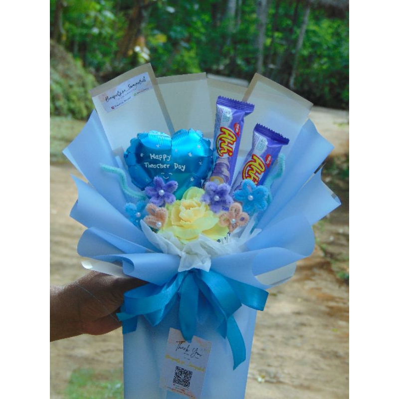 

Buket snack balon n artificial flowers bebas request warna