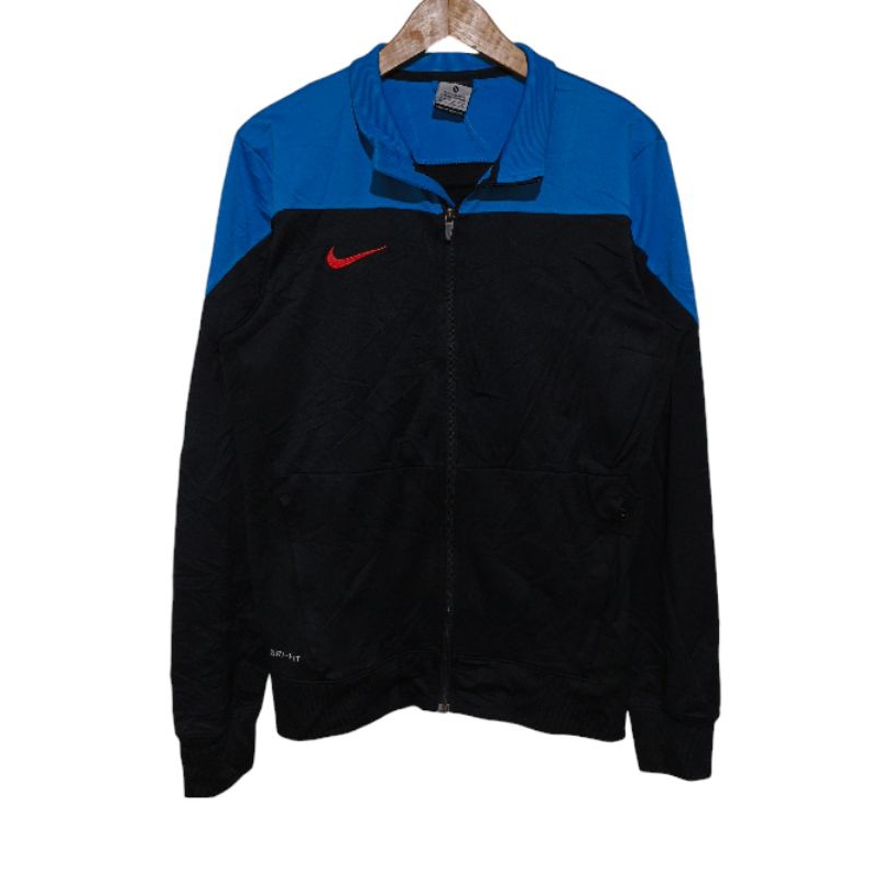 Tracktop Nike