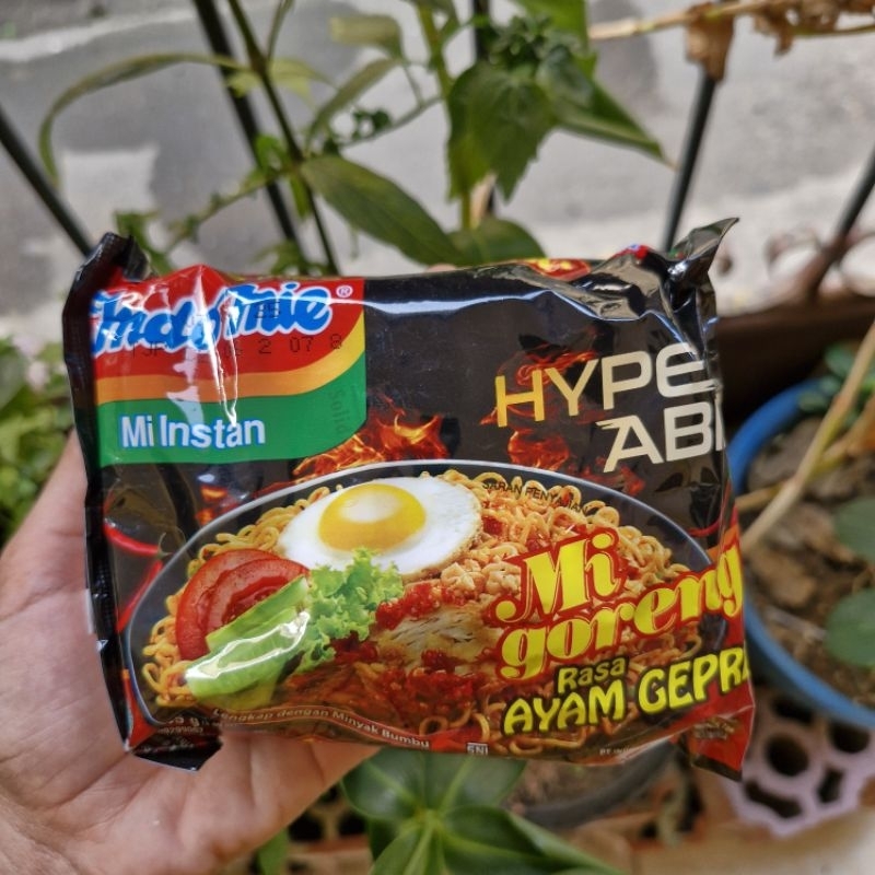 

Mie Instan - Mie goreng - Indomie ayam geprek 85g/pcs