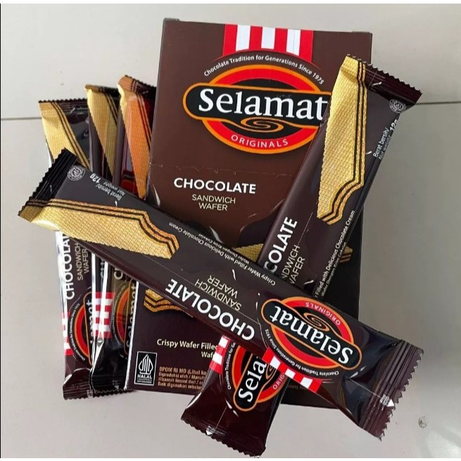 

1 PACK Selamat Wafer Chocolate Sandwich 12 gr X 20 Pcs - Crispy Wafer with Delicious Chocolate Cream