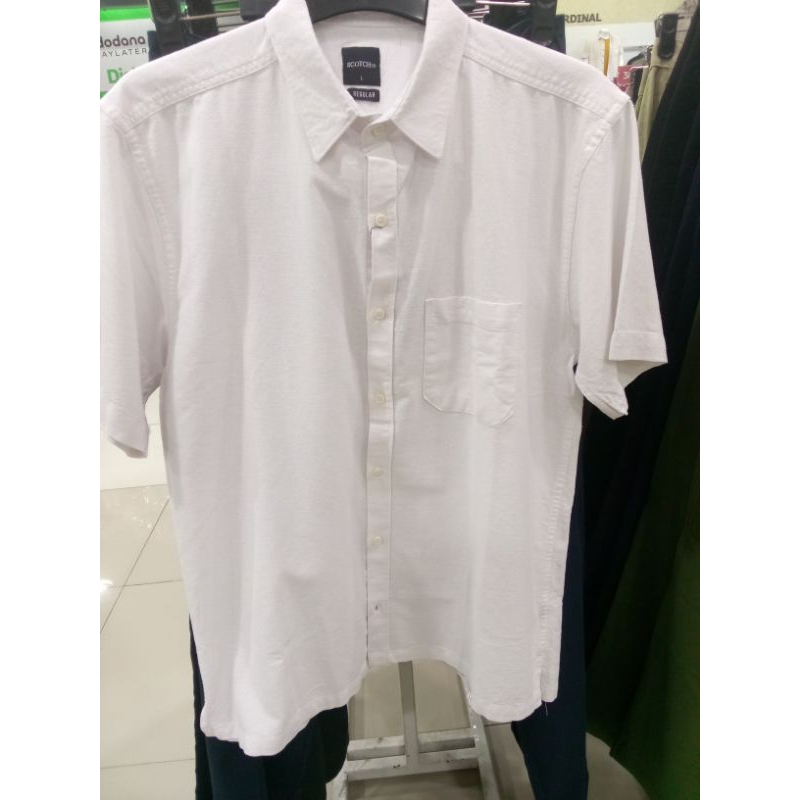 Kemeja Pendek Linen Scotch Benhil