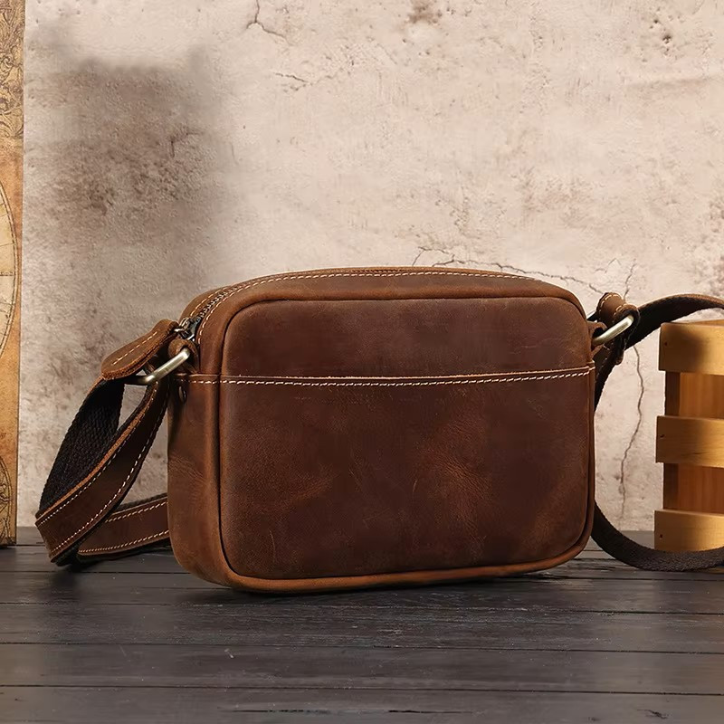 TAS SELEMPANG KULIT CRAZY HORSE | GAYA VINTAGE ELEGAN UNTUK PRIA