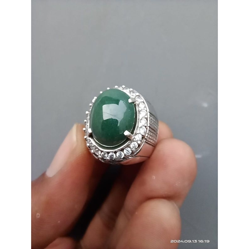 Natural Green Jadeite Jade Type A HQ