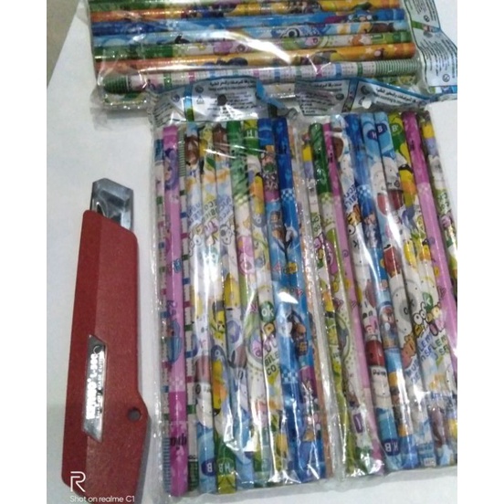 

KUALITAS OKE 25pcs pensil kayu motif