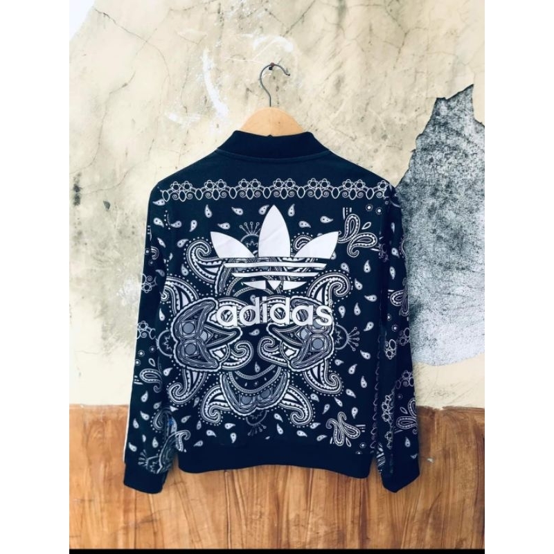 Tractop Adidas paisley sz85