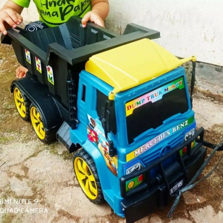Best Arrival  Mainan mobil truk pasir jumbo super besar dump truck panjang 48cm ada
