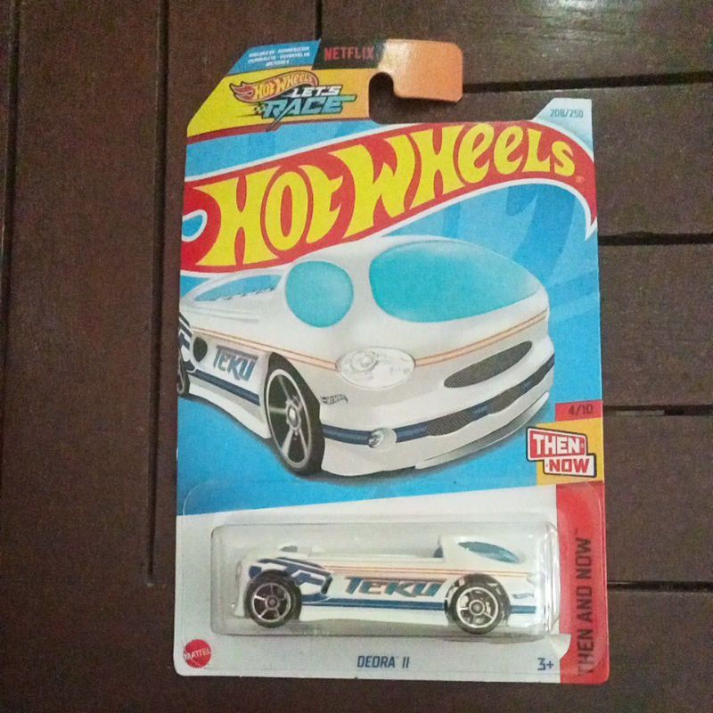 HW Deora II