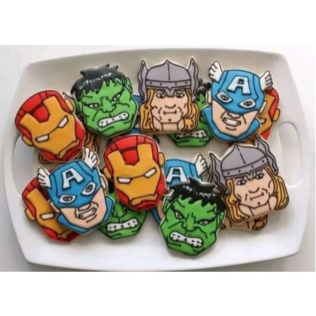 

VALERICIOUS Butter Cookies Kue Kukis Karakter Hias AVENGERS HERO